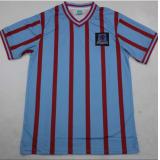 Aston Villa 2a Equipación 57